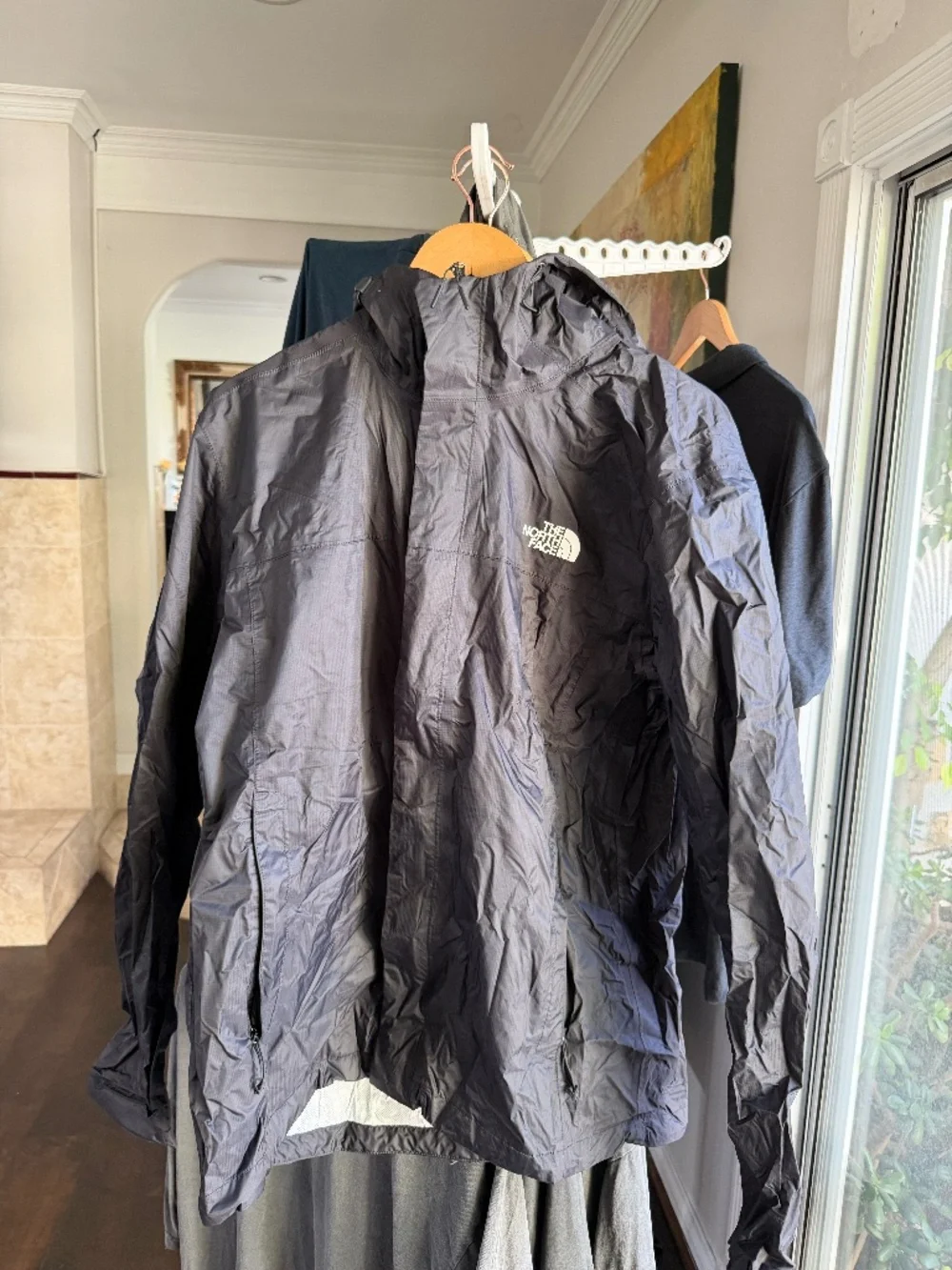NORTH FACE MENS RAIN JACKET SIZE L